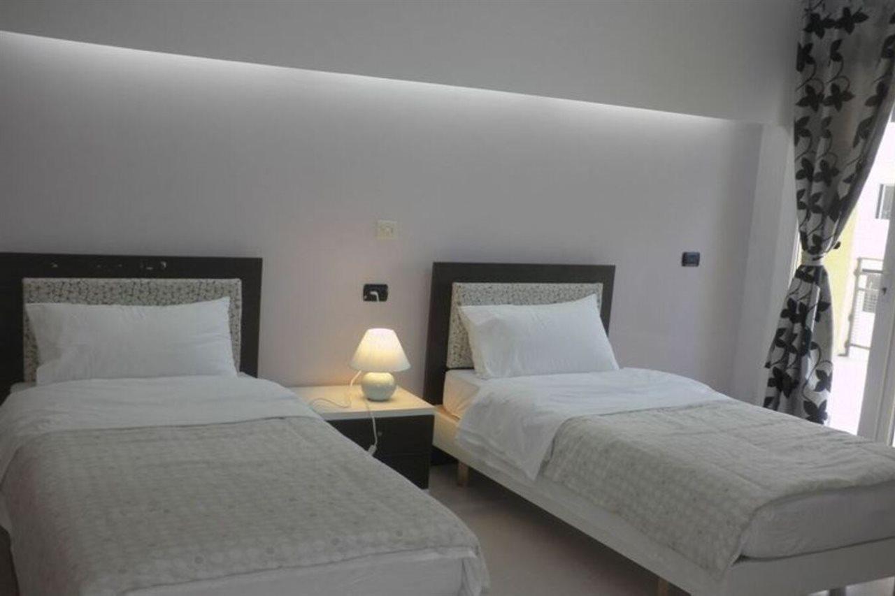 Hotel Albion Durrës Kültér fotó