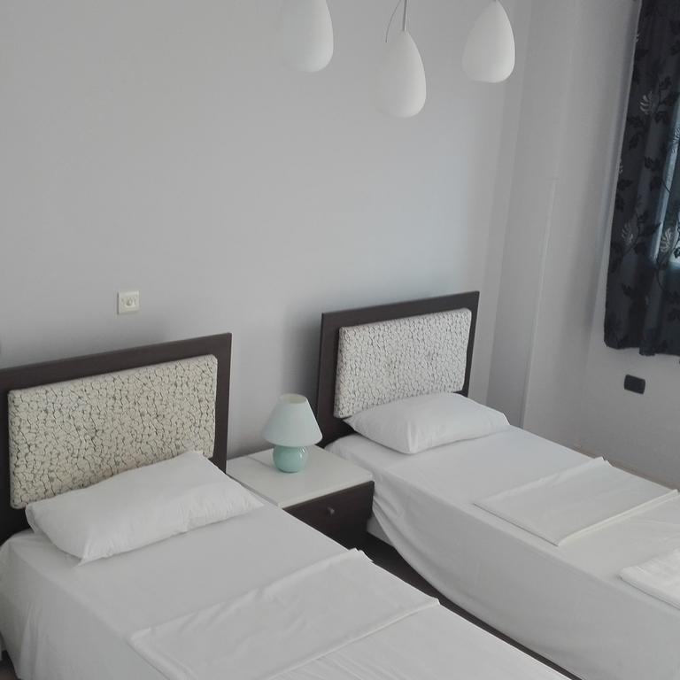 Hotel Albion Durrës Kültér fotó