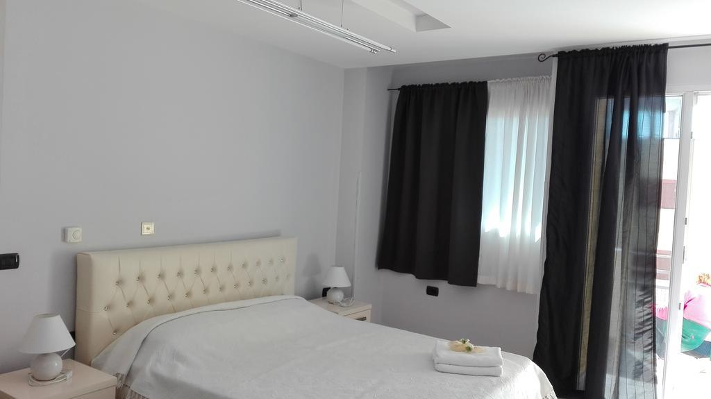 Hotel Albion Durrës Kültér fotó